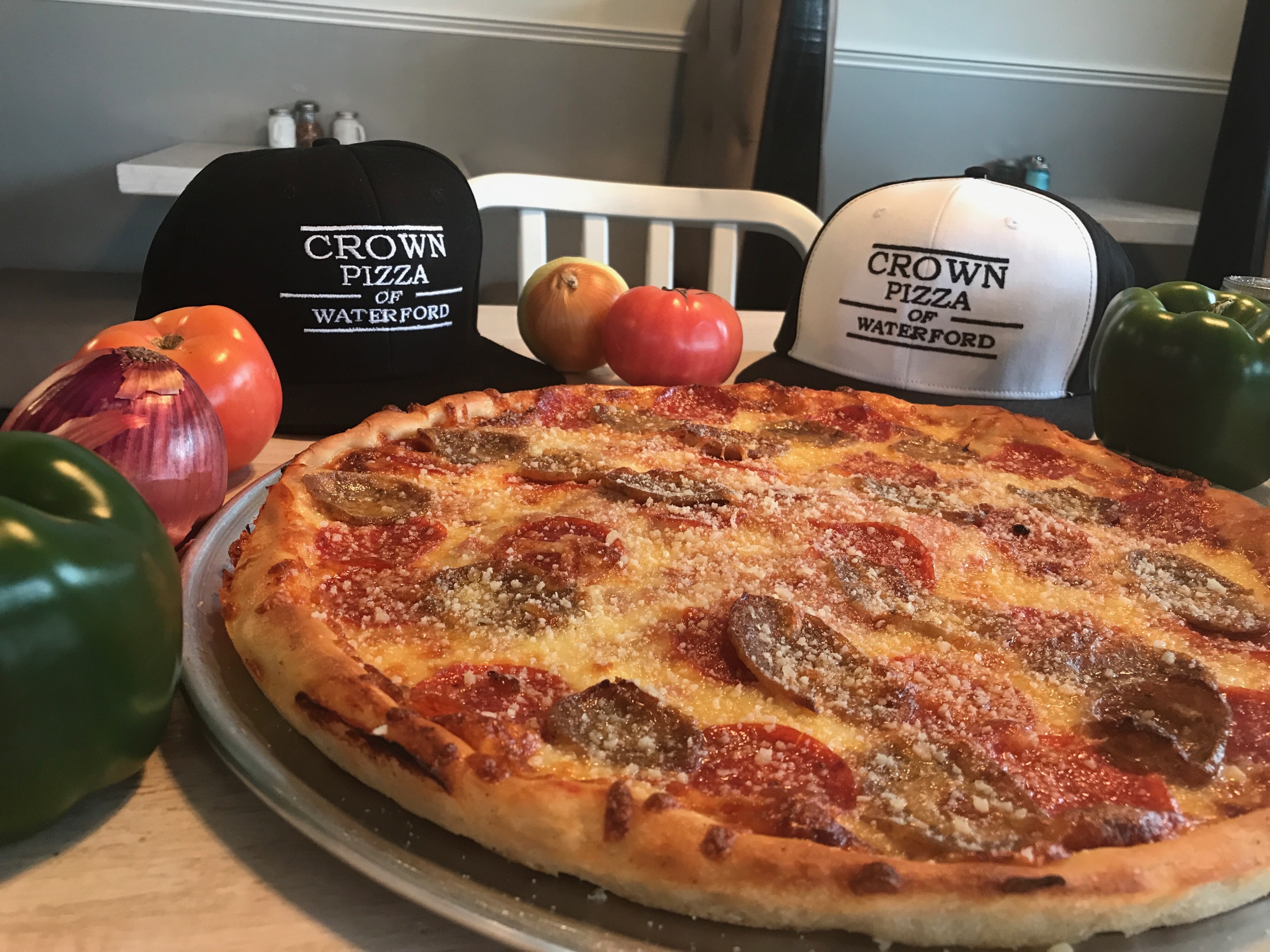Crown Pizza Pizza, Grinders, Seafood & Traditional Greek Cuisine